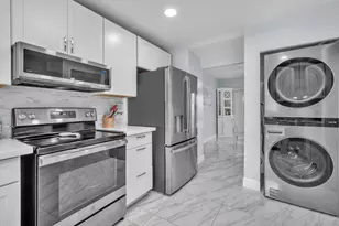 3119 N Palm Aire Dr, Pompano Beach, FL 33069 - Photo 13