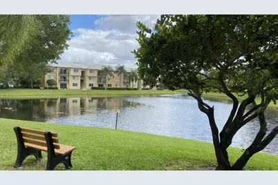 100 Crestwood Court N #103, Royal Palm Beach, FL 33411 - Photo 5