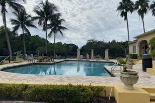 100 Crestwood Ct N, Royal Palm Beach, FL 33411 - Photo 23