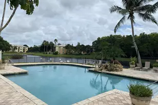 100 Crestwood Ct N, Royal Palm Beach, FL 33411 - Photo 21
