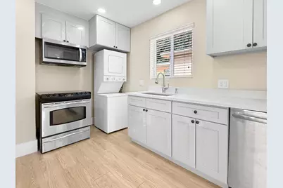 2287 NW 63rd Street, Miami, FL 33147 - Photo 21