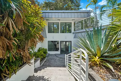 1343 Ponce De Leon Drive, Fort Lauderdale, FL 33316 - Photo 25