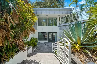1343 Ponce de Leon Dr, Fort Lauderdale, FL 33316 - Photo 25