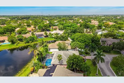 10370 NW 50th Court, Coral Springs, FL 33076 - Photo 47