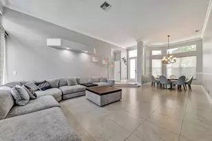 10370 NW 50th Ct, Coral Springs, FL 33076 - Photo 9