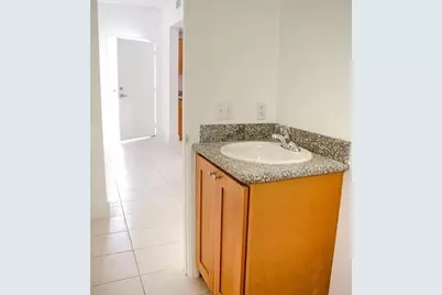750 SW 2nd Street #11, Miami, FL 33130 - Photo 5