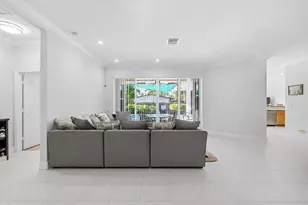 517 SE 7th Ave, Deerfield Beach, FL 33441 - Photo 3