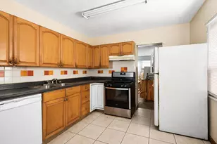 2434 McKinley St, Hollywood, FL 33020 - Photo 3