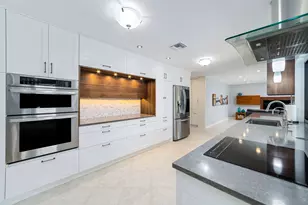 9235 NW 1st St, Coral Springs, FL 33071 - Photo 11