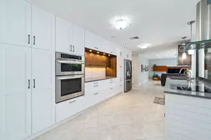 9235 NW 1st St, Coral Springs, FL 33071 - Photo 9
