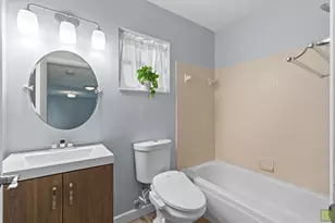 2570 Carambola Cir N, Coconut Creek, FL 33066 - Photo 21