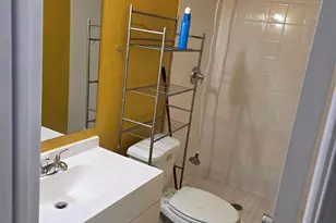 313 SW 80th Ave, North Lauderdale, FL 33068 - Photo 3