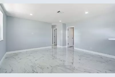 5926 SE Inez Avenue, Stuart, FL 34997 - Photo 7