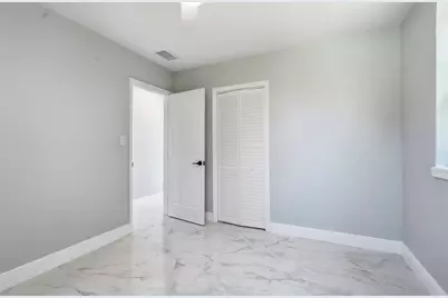 5926 SE Inez Avenue, Stuart, FL 34997 - Photo 17