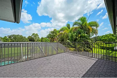 10641 SW 37th Place, Davie, FL 33328 - Photo 25
