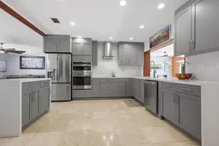 3316 NE 40th Ct, Fort Lauderdale, FL 33308 - Photo 9