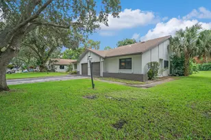 3680 Arelia Dr S, Delray Beach, FL 33445 - Photo 7
