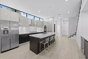 315 NE 15th Ave, Fort Lauderdale, FL 33301 - Photo 9