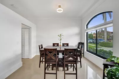 541 SW 178th Way N, Pembroke Pines, FL 33029 - Photo 9