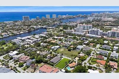423 NE 3rd Street, Boca Raton, FL 33432 - Photo 1