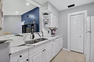 815 W Boynton Beach Blvd, Boynton Beach, FL 33426 - Photo 7