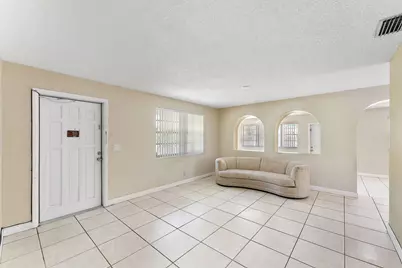 425 Churchill Road, West Palm Beach, FL 33405 - Photo 9