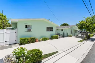 425 Churchill Rd, West Palm Beach, FL 33405 - Photo 1