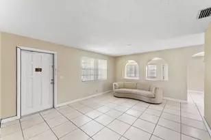 425 Churchill Rd, West Palm Beach, FL 33405 - Photo 7