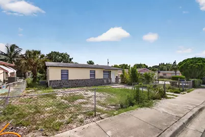 1511 W 32nd Street, West Palm Beach, FL 33404 - Photo 3