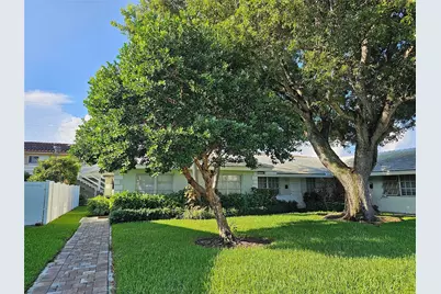 2120 NE 41st Street #D, Lighthouse Point, FL 33064 - Photo 1