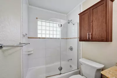 1745 NE 36th Street, Oakland Park, FL 33334 - Photo 35