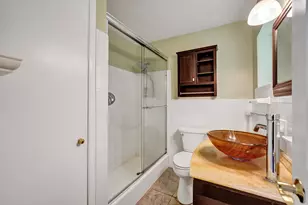 1745 NE 36th St, Oakland Park, FL 33334 - Photo 23
