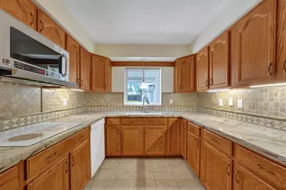 1745 NE 36th Street, Oakland Park, FL 33334 - Photo 17