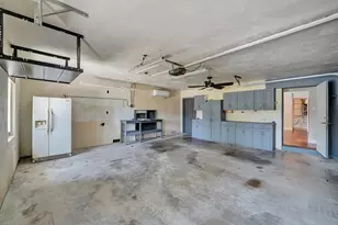 1745 NE 36th St, Oakland Park, FL 33334 - Photo 31