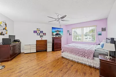 1200 Hibiscus Avenue #201, Pompano Beach, FL 33062 - Photo 13