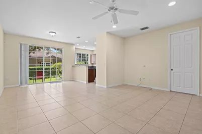 6272 S Military Trail #203, Lake Worth, FL 33463 - Photo 7