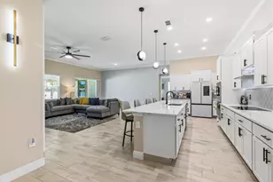 179 SW De Gouvea Terrace, Port Saint Lucie, FL 34984 - Photo 13