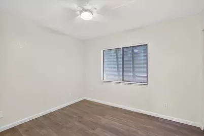 10100 NW 71st Place, Tamarac, FL 33321 - Photo 21