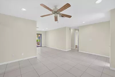 10100 NW 71st Place, Tamarac, FL 33321 - Photo 9