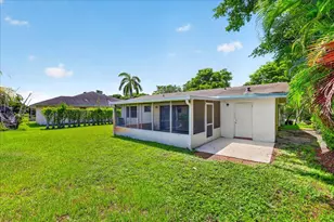 10100 NW 71st Pl, Tamarac, FL 33321 - Photo 25