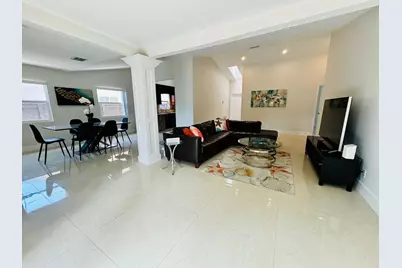330 SW 35th Avenue, Deerfield Beach, FL 33442 - Photo 13