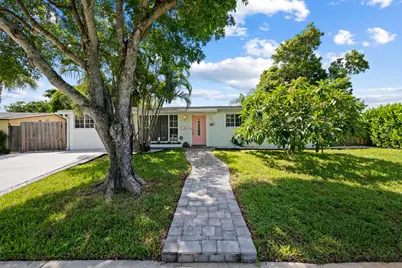 12104 Hillman Drive, Palm Beach Gardens, FL 33410 - Photo 1