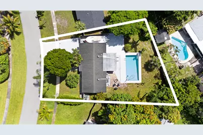 12104 Hillman Drive, Palm Beach Gardens, FL 33410 - Photo 3