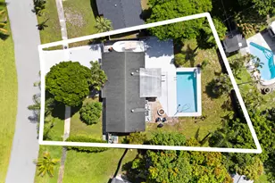 12104 Hillman Dr, Palm Beach Gardens, FL 33410 - Photo 3