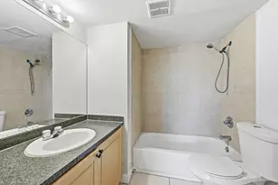 505 S Pine Island Rd, Plantation, FL 33324 - Photo 23