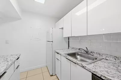 505 S Pine Island Road #B310, Plantation, FL 33324 - Photo 17