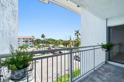 505 S Pine Island Road #B310, Plantation, FL 33324 - Photo 31