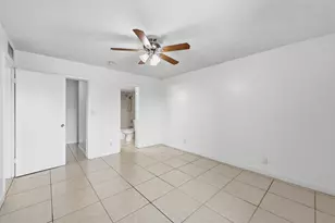 505 S Pine Island Rd, Plantation, FL 33324 - Photo 19