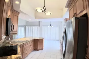 8465 Beaconhill Rd, Palm Beach Gardens, FL 33410 - Photo 9
