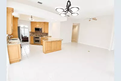 8465 Beaconhill Road, Palm Beach Gardens, FL 33410 - Photo 11